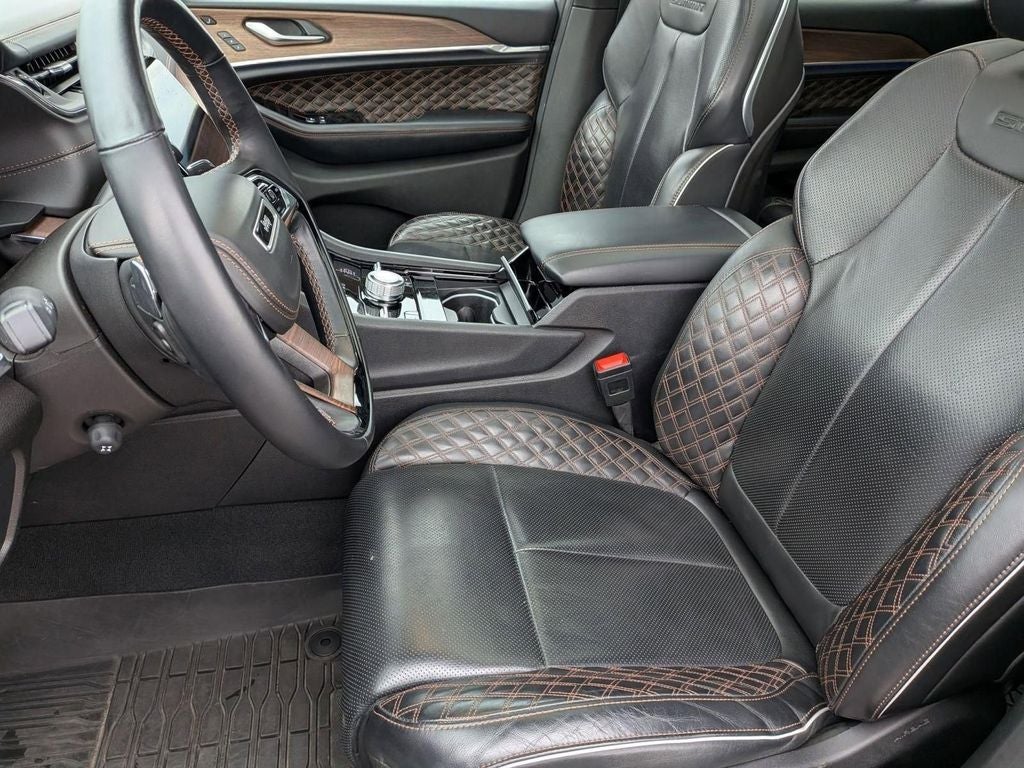 2023 Jeep Grand Cherokee L Summit