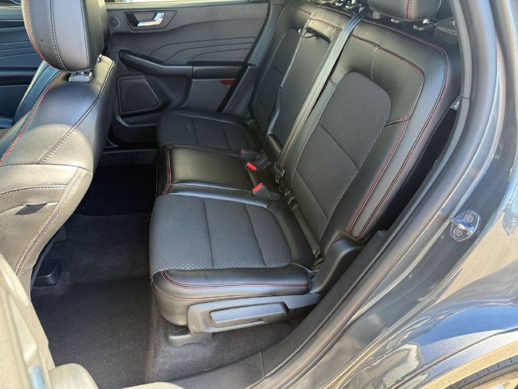 2024 Ford Escape ST-Line Select