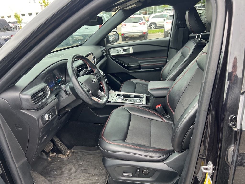 2022 Ford Explorer ST-Line
