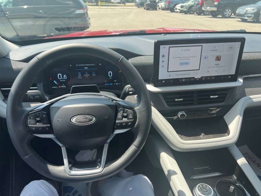 2025 Ford Explorer Platinum