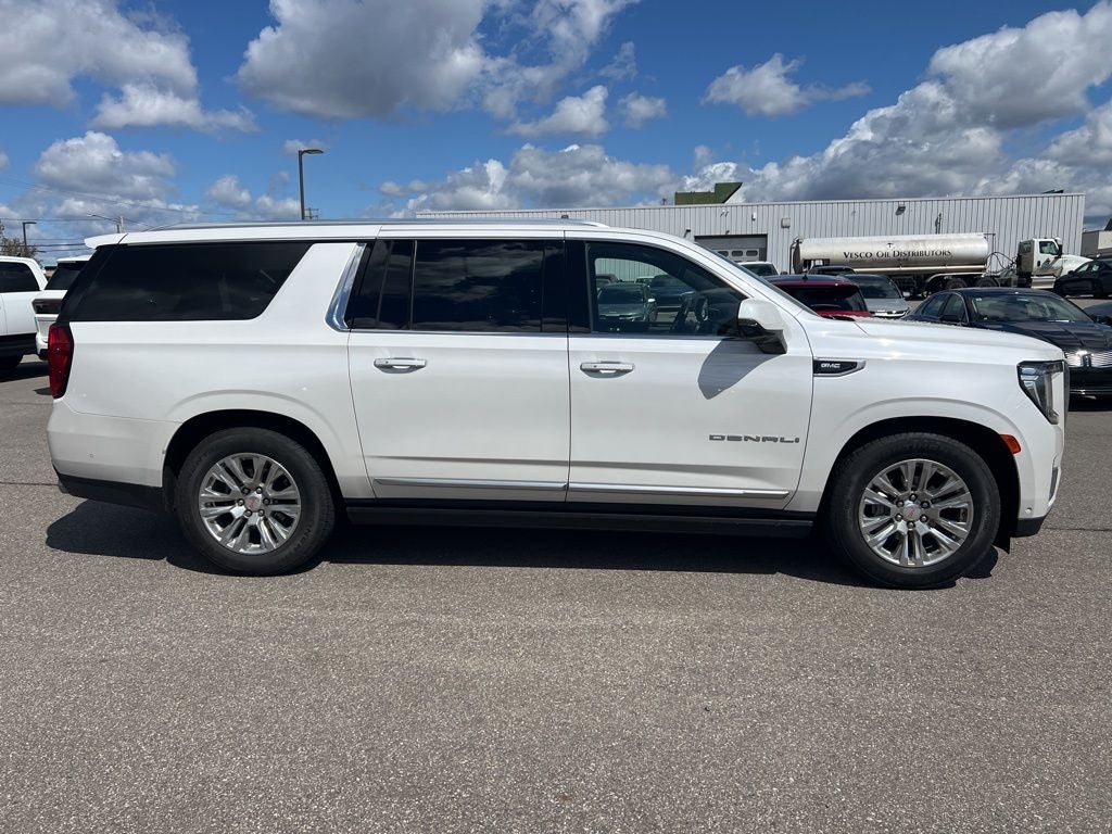 2023 GMC Yukon XL Denali