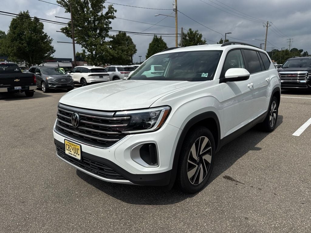 2025 Volkswagen Atlas 2.0T SE w/Technology