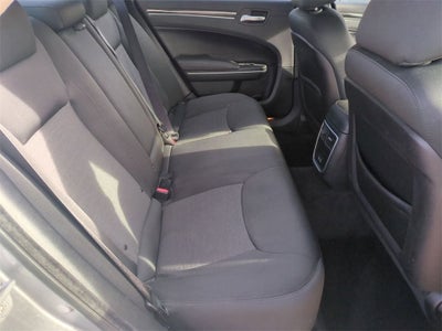 2018 Chrysler 300 Touring