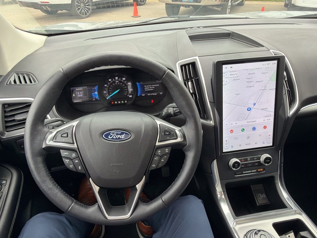 2023 Ford Edge Titanium
