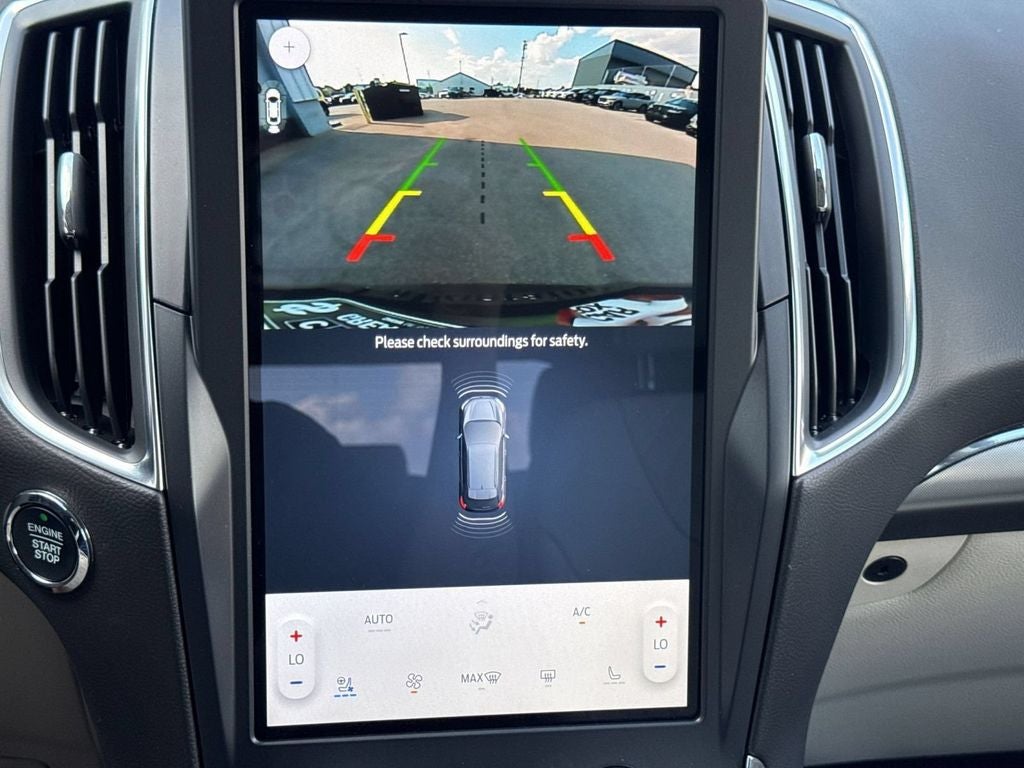 2023 Ford Edge Titanium