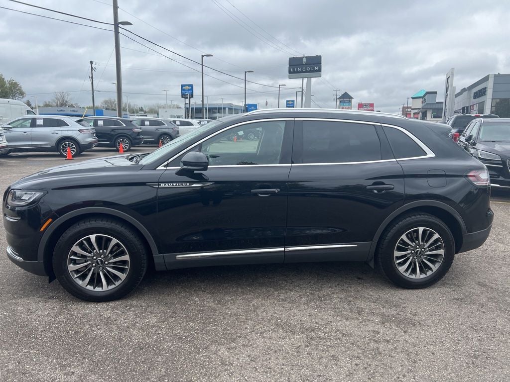 2023 Lincoln Nautilus Standard