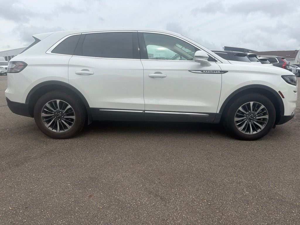 2023 Lincoln Nautilus Standard