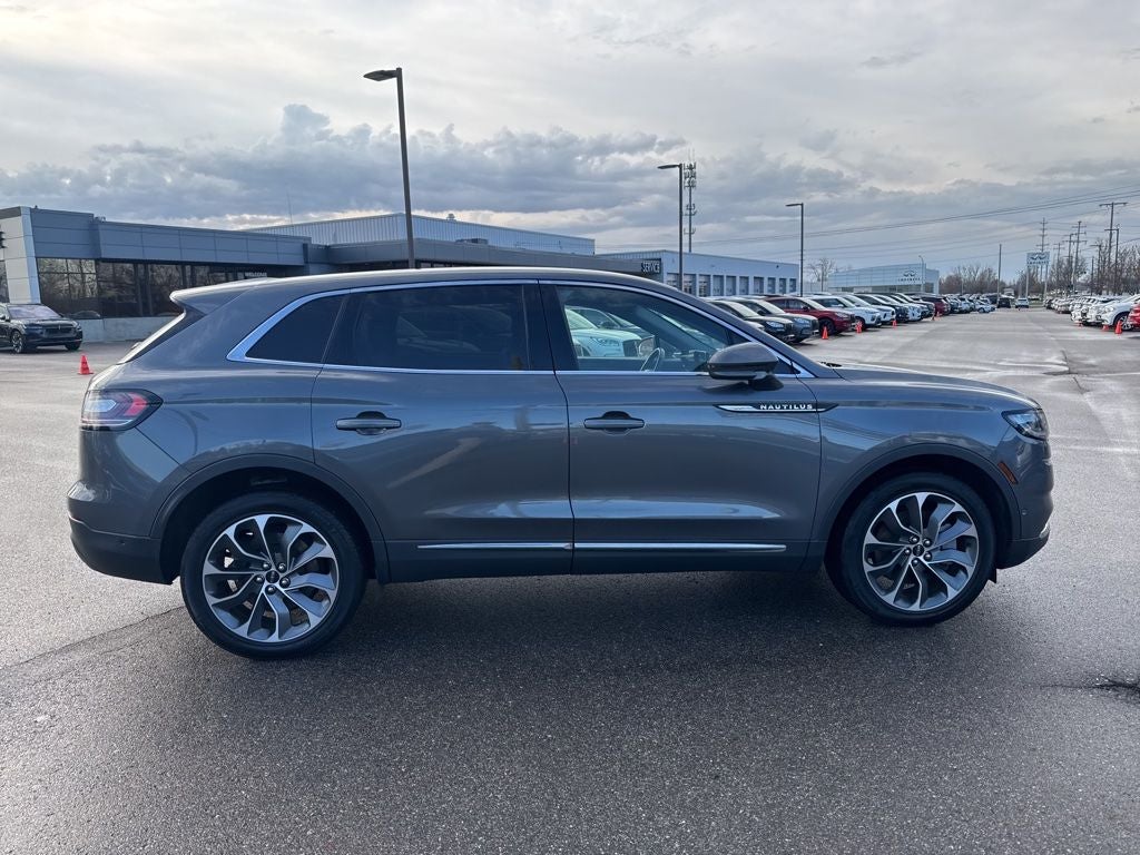 2023 Lincoln Nautilus Reserve