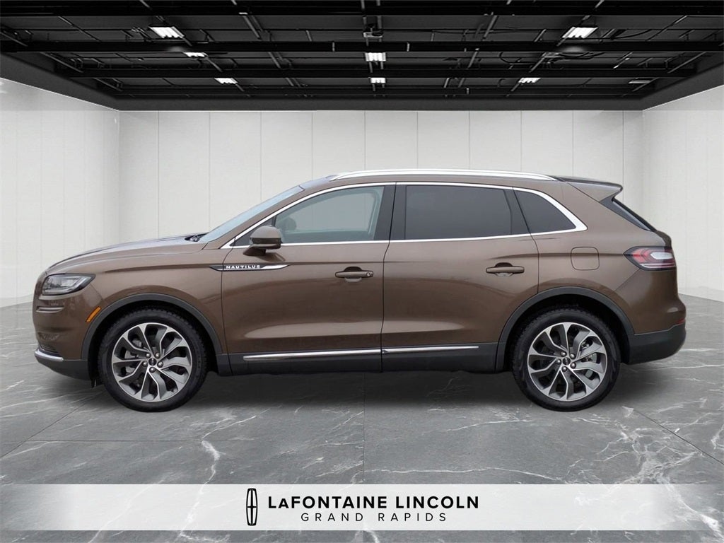 2022 Lincoln Nautilus Reserve