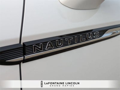 2022 Lincoln Nautilus Black Label