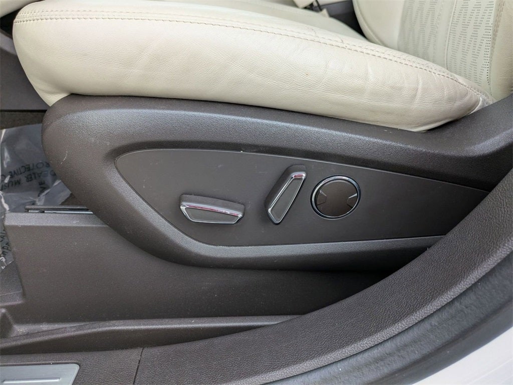 2022 Lincoln Nautilus Black Label