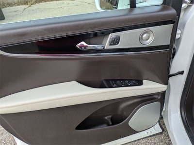 2022 Lincoln Nautilus Black Label