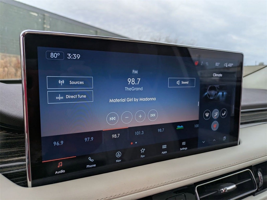 2022 Lincoln Nautilus Black Label