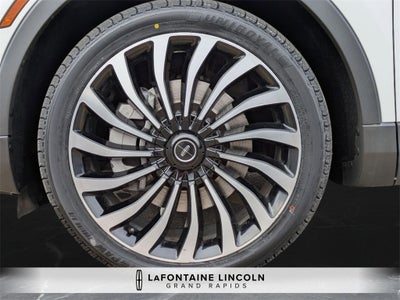 2022 Lincoln Nautilus Black Label