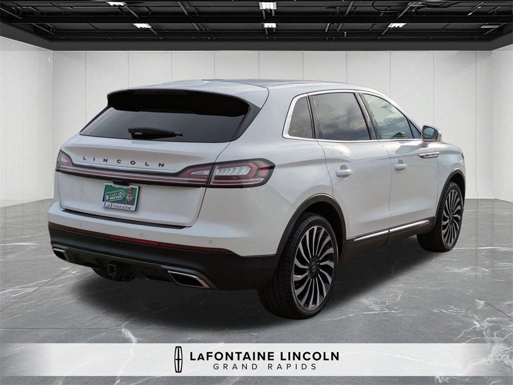 2022 Lincoln Nautilus Black Label