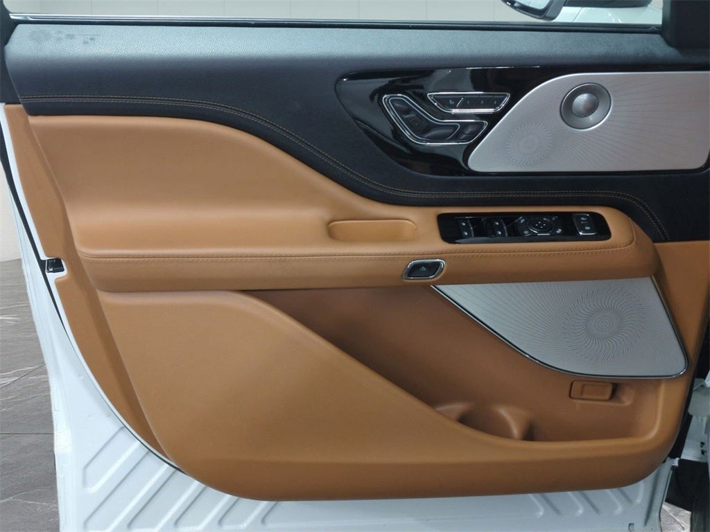 2023 Lincoln Aviator Black Label