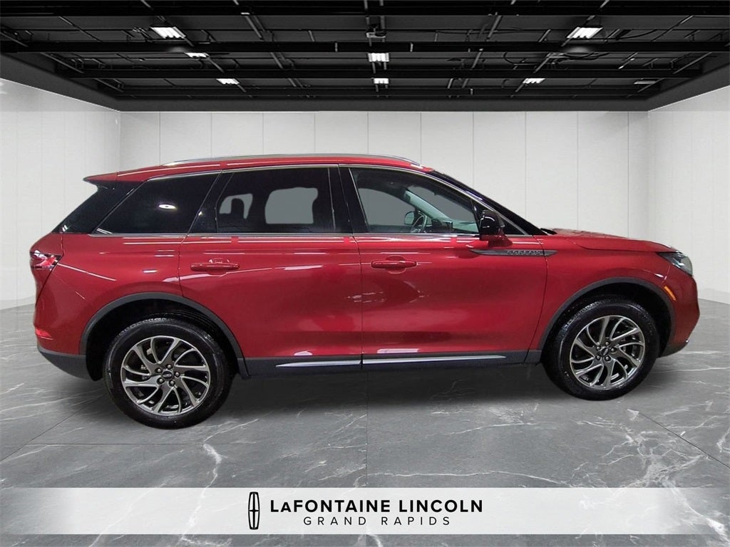 2022 Lincoln Corsair Standard