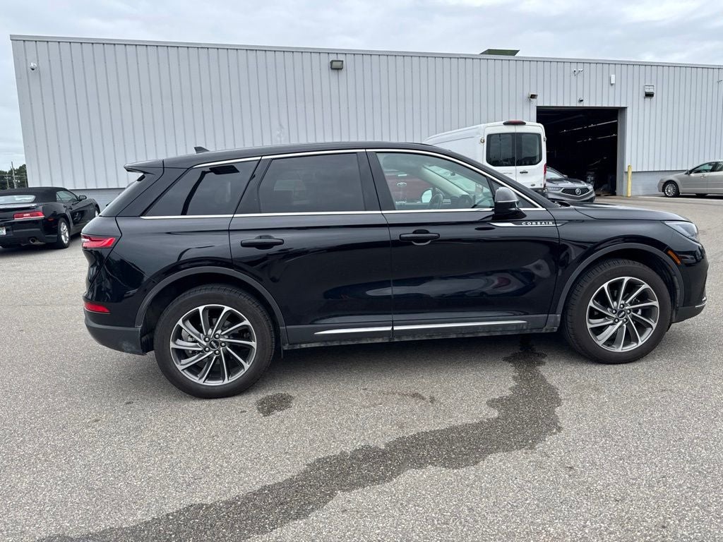 2023 Lincoln Corsair Standard
