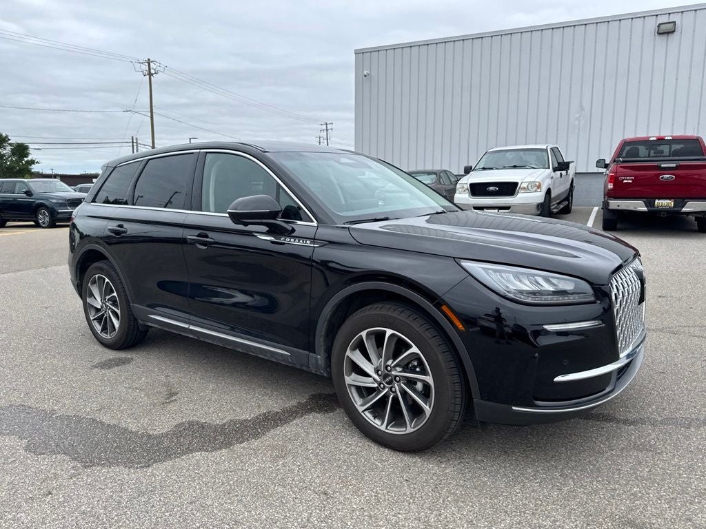 2023 Lincoln Corsair Standard