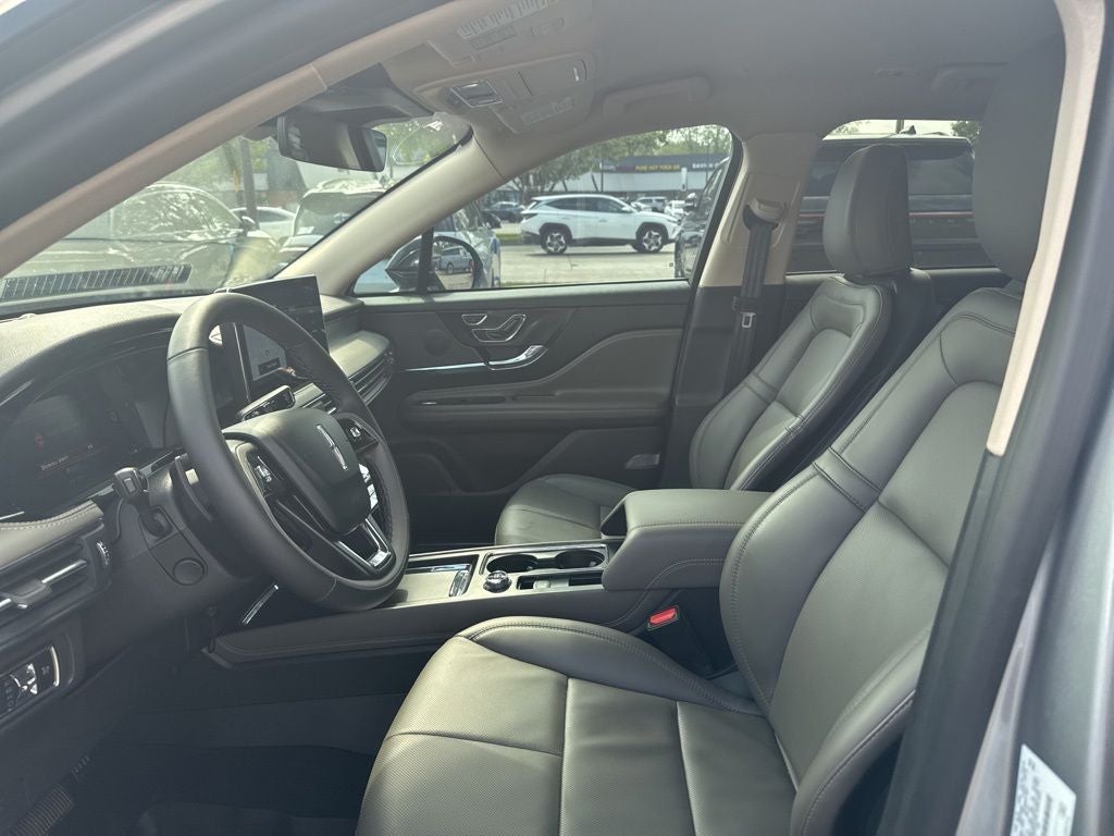 2023 Lincoln Corsair Standard