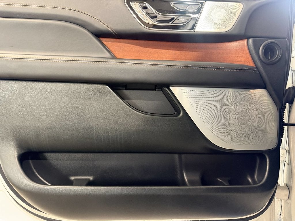 2024 Lincoln Navigator Black Label