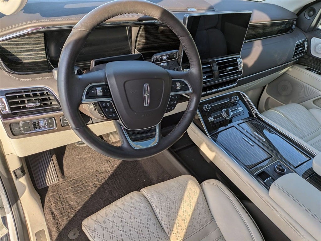 2023 Lincoln Navigator Black Label