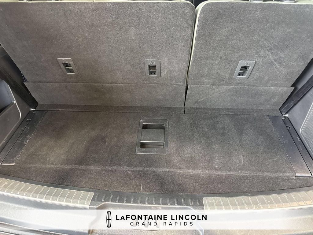 2022 Lincoln Navigator Black Label