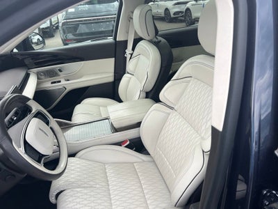 2024 Lincoln Nautilus Black Label
