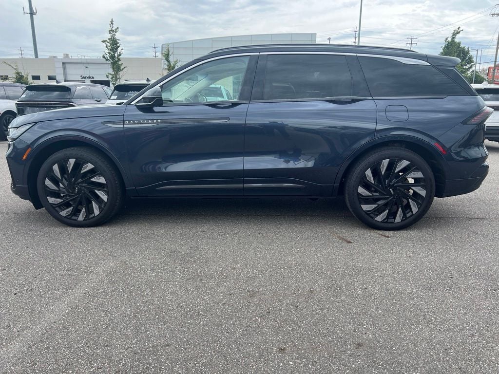 2024 Lincoln Nautilus Black Label