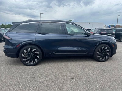 2024 Lincoln Nautilus Black Label