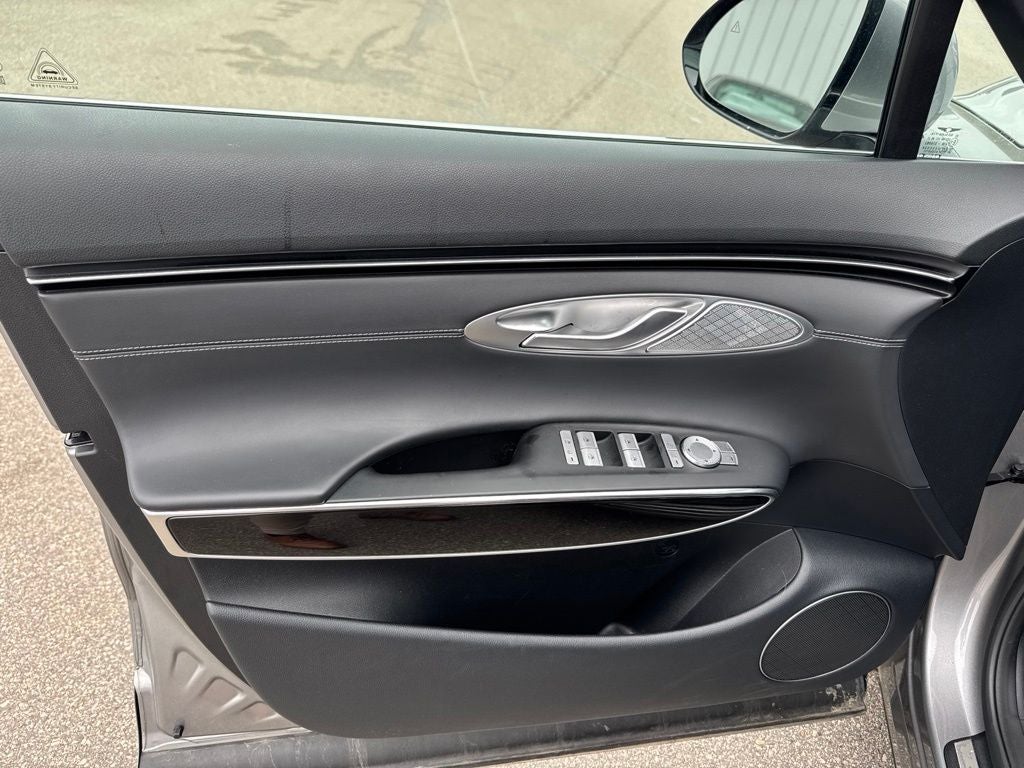 2025 Genesis GV70 2.5T