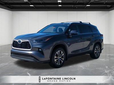 2024 Toyota Highlander XLE