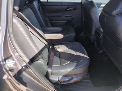 2024 Toyota Highlander XLE
