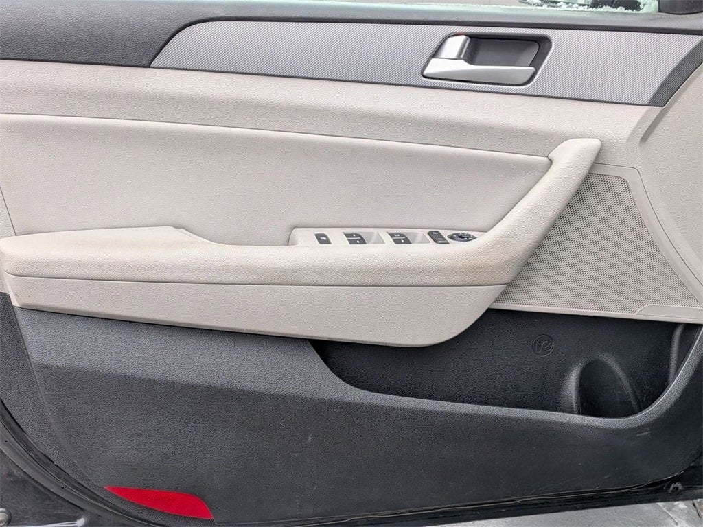 2016 Hyundai Sonata Hybrid SE