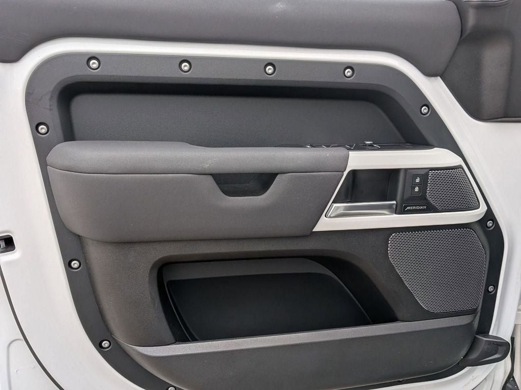 2023 Land Rover Defender 110 S