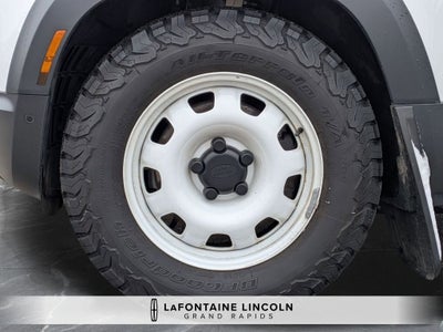 2023 Land Rover Defender 110 S