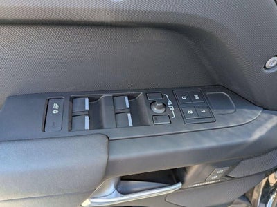2025 Land Rover Defender 110 S
