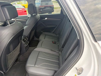 2024 Audi Q5 45 S line Premium quattro