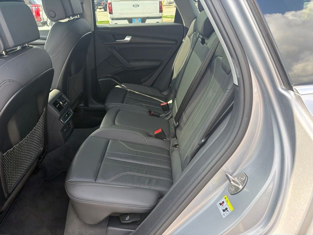 2024 Audi Q5 45 S line Premium quattro