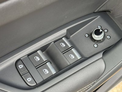 2024 Audi Q5 45 S line Premium quattro