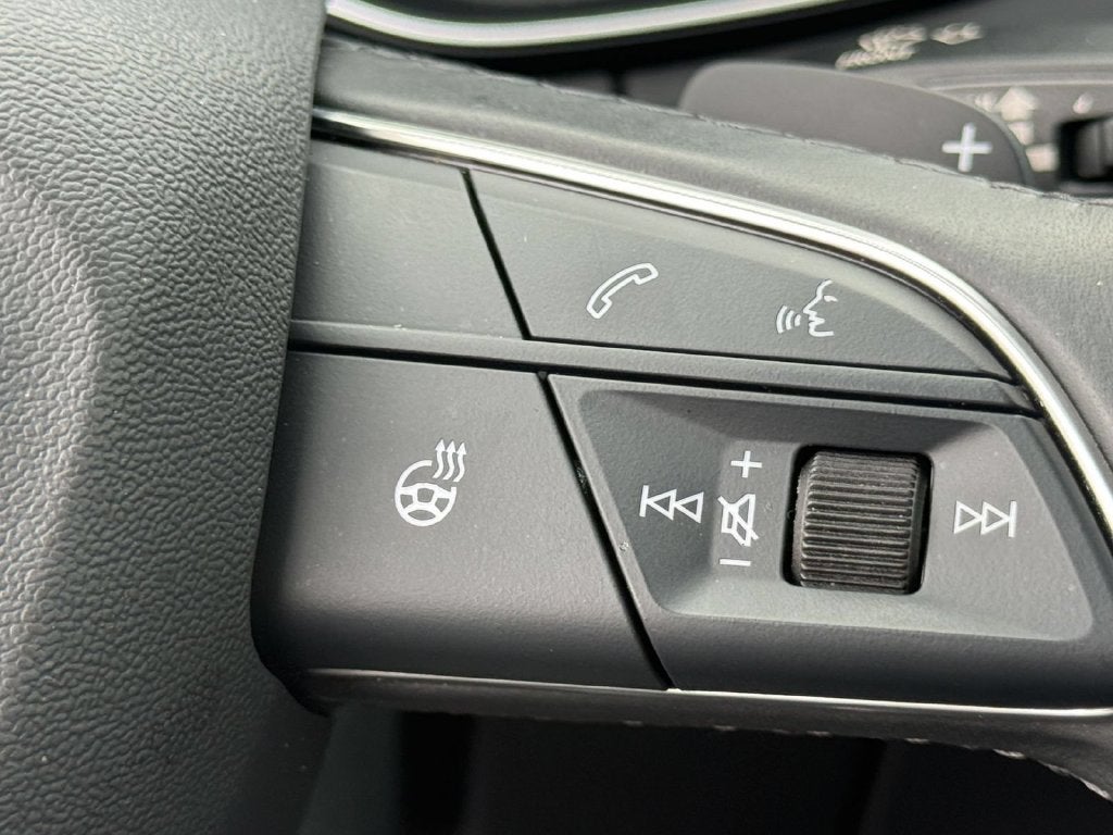 2024 Audi Q5 45 S line Premium quattro