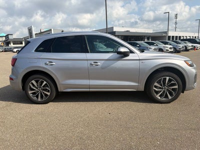 2024 Audi Q5 45 S line Premium quattro