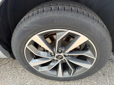2024 Audi Q5 45 S line Premium quattro