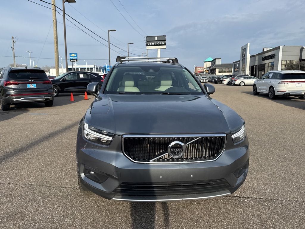 2019 Volvo XC40 R-Design