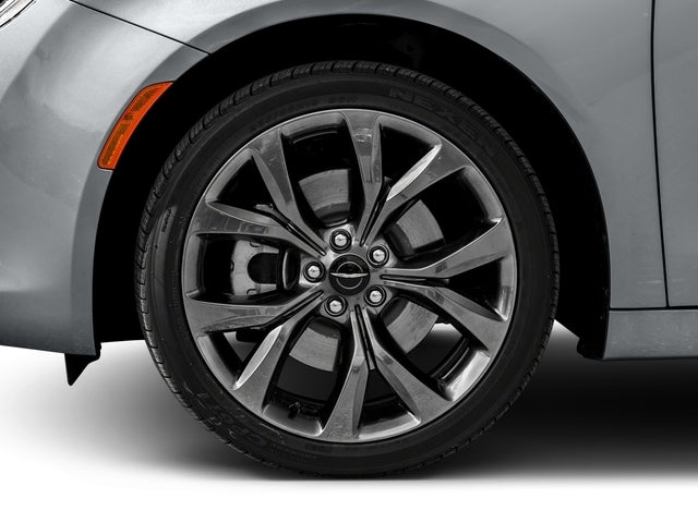 2016 Chrysler 200 S