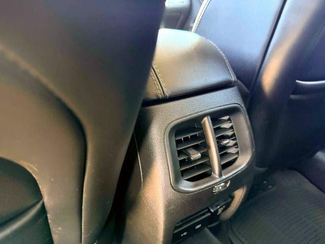 2019 Jeep Cherokee Limited FWD