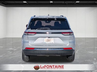 2023 Jeep Grand Cherokee Laredo 4x4