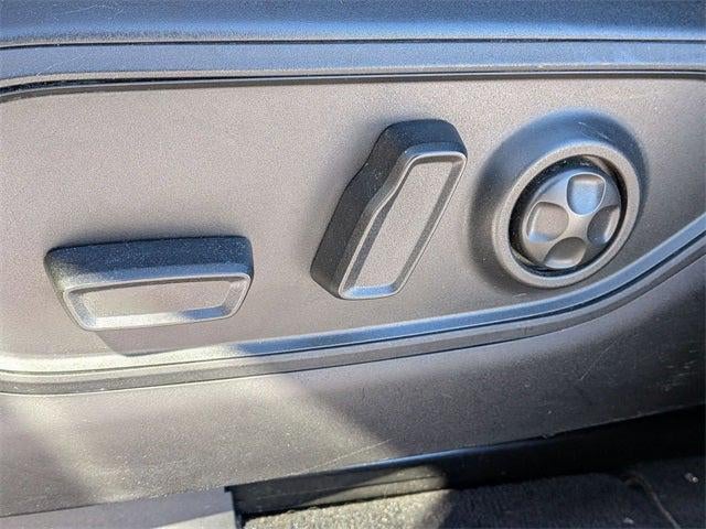 2023 Jeep Grand Cherokee Laredo 4x4