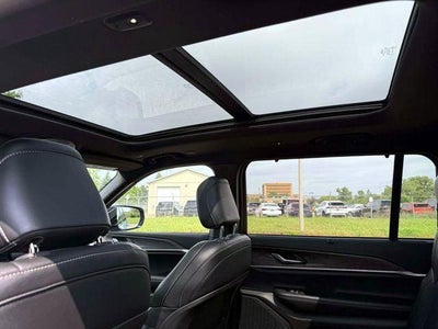 2024 Jeep Grand Cherokee L Limited 4x4
