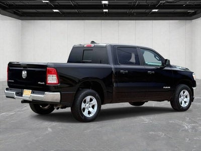 2023 RAM 1500 Big Horn Crew Cab 4x4 5'7' Box